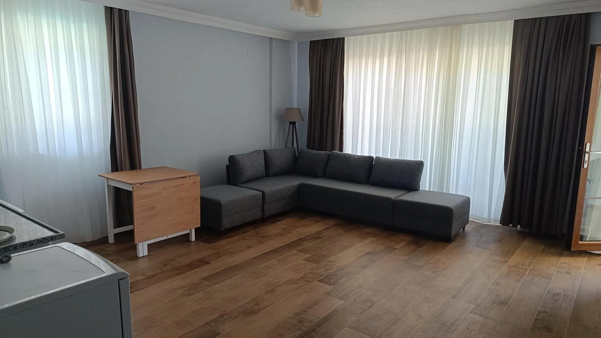 מלון דירות טורונץ' Mihenk Pansiyon טורקיה